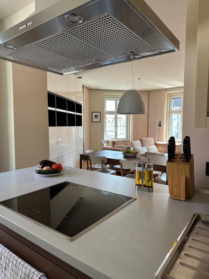 Apartamento Triple Bridge Liubliana Exterior foto
